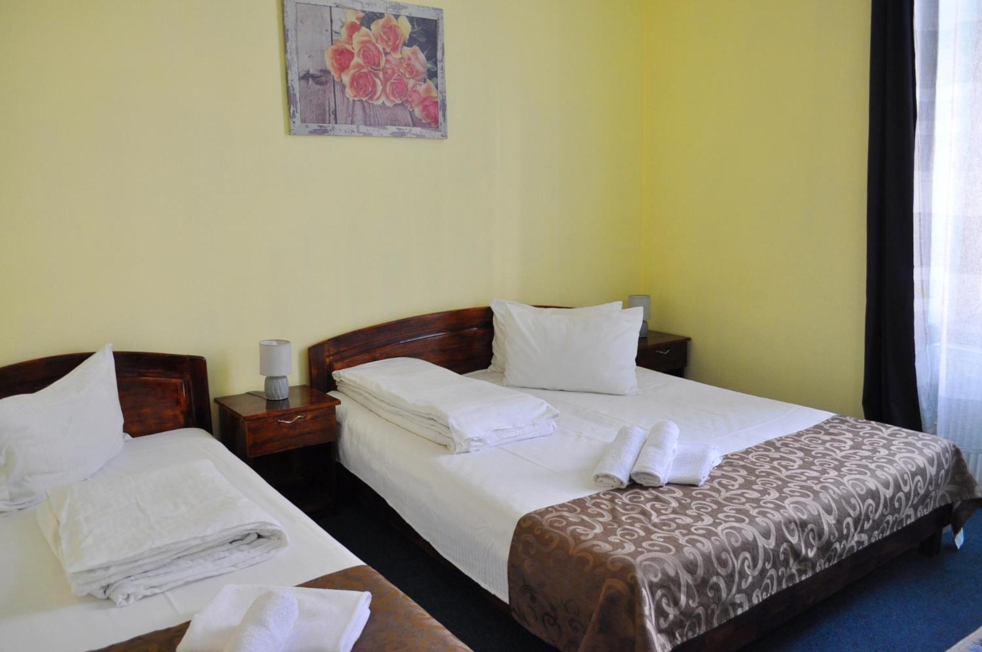 Pension Flamingo Брашов Экстерьер фото