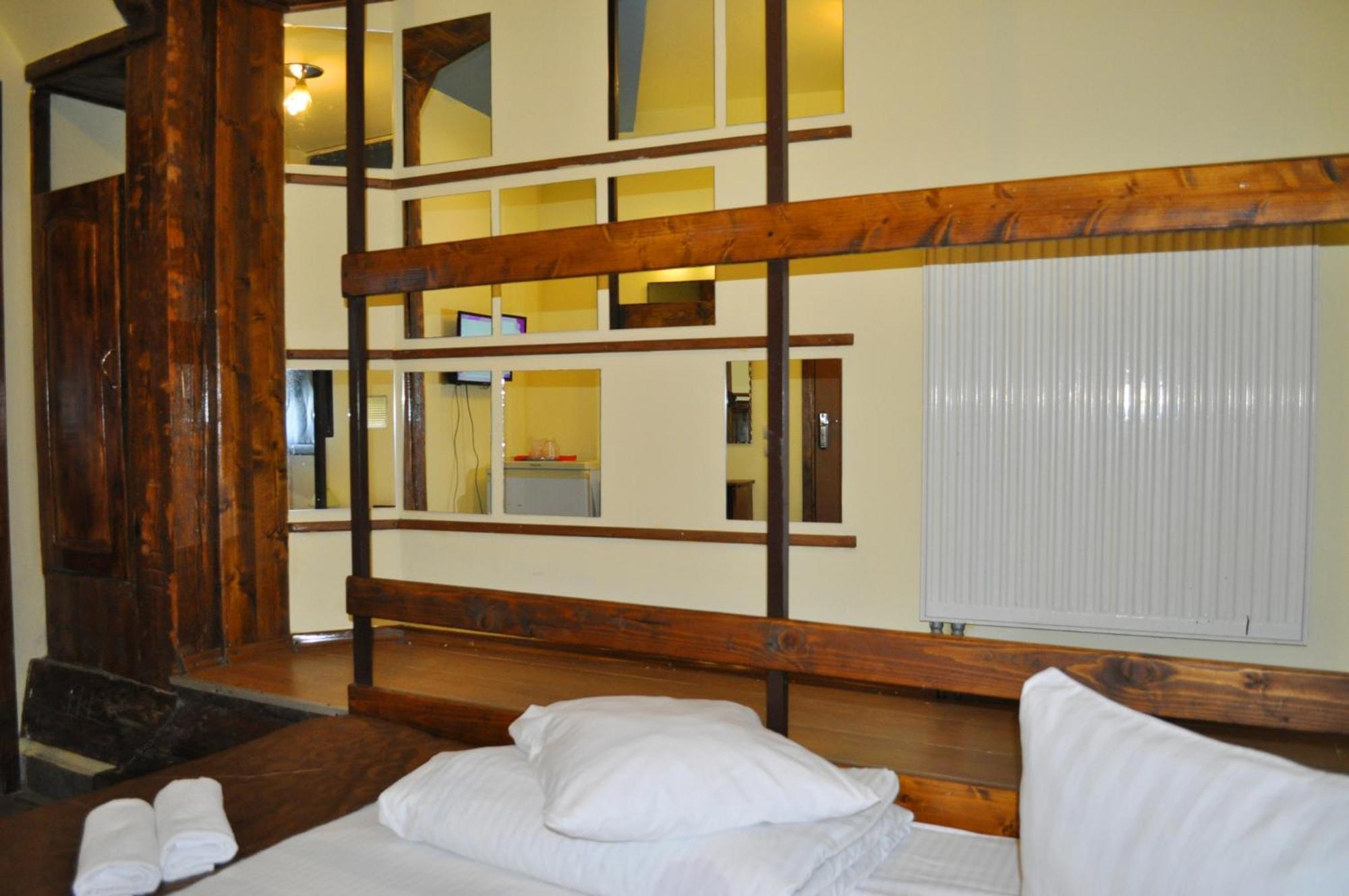 Pension Flamingo Брашов Экстерьер фото