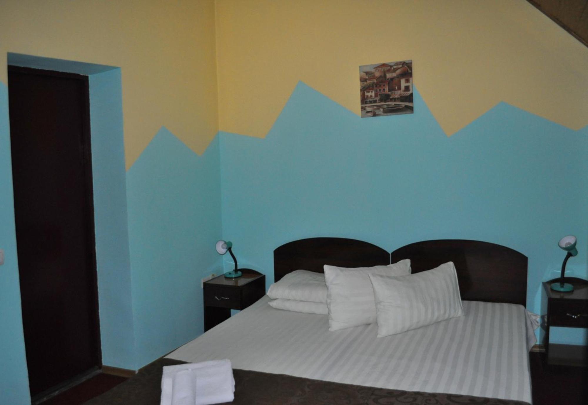 Pension Flamingo Брашов Экстерьер фото