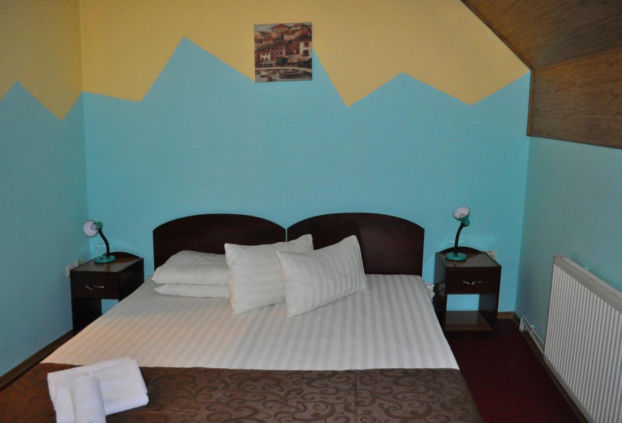 Pension Flamingo Брашов Экстерьер фото